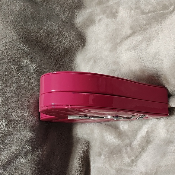 YSL Beaute Heart Box - Picture 5 of 12